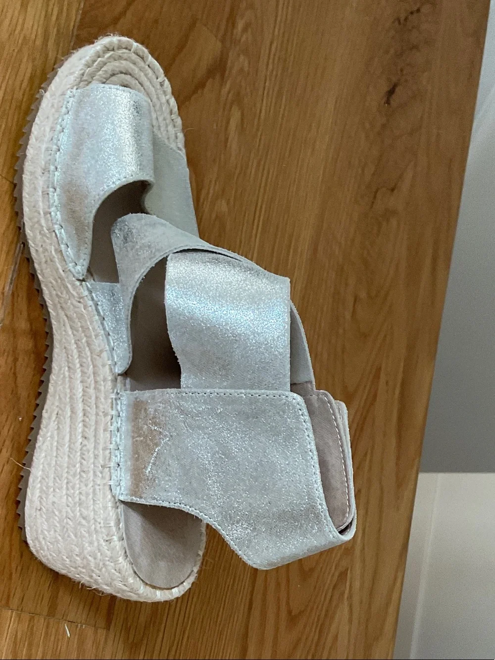 Eileen Fisher Metallic Cream Espadrille Sandals
